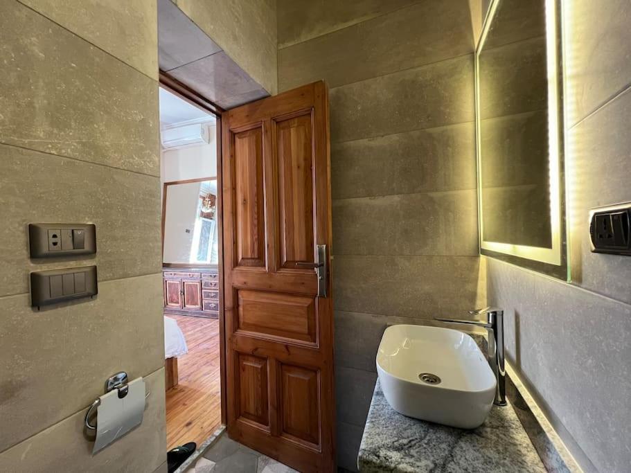 Authentic 3Br Apartment In Downtown, Káhira Exteriér fotografie
